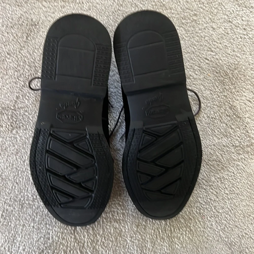 Martin Dingman 10.5 D. Chukka Boots. - Picture 3 of 3
